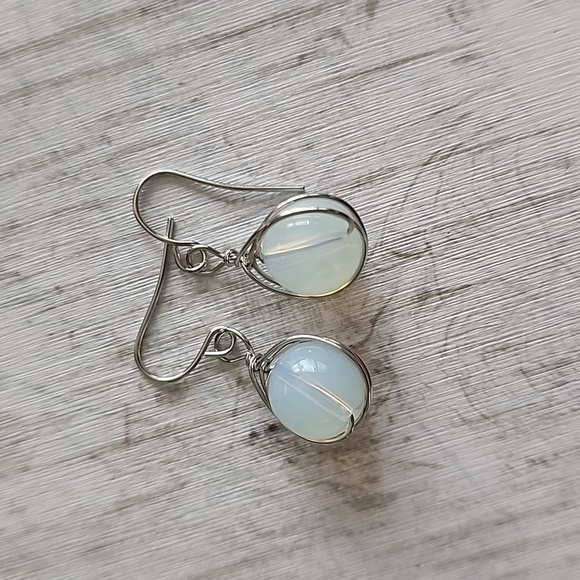 Simple Dangle Moonstone Bead wire Wrapped  Earrings - Picture 2 of 3
